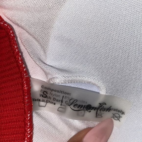 Lemon Fish Red Bikini - Picture 4 of 5